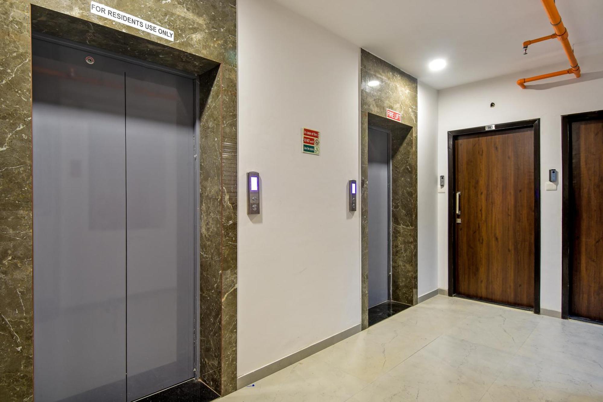 Hsquare Luxury Goregaon Apartemen Mumbai
